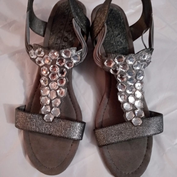 New York Transit Shoes - Shiny Gray Silver Rhinestone Wedge Sandals Peeptoe